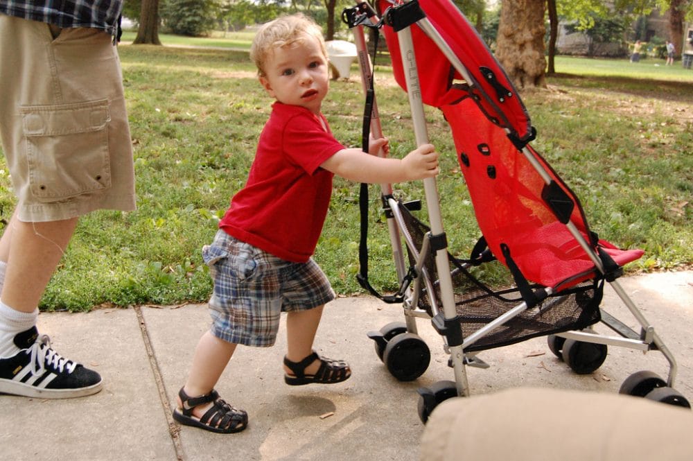 lightweight stroller for 4 year old