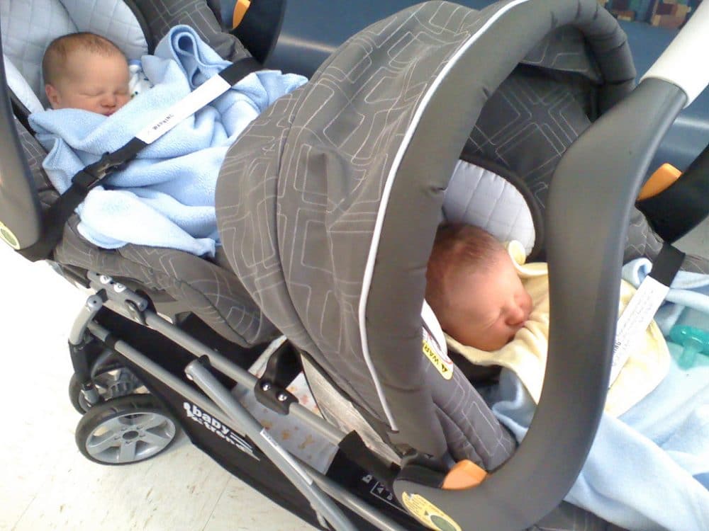 double stroller with car seat adapter